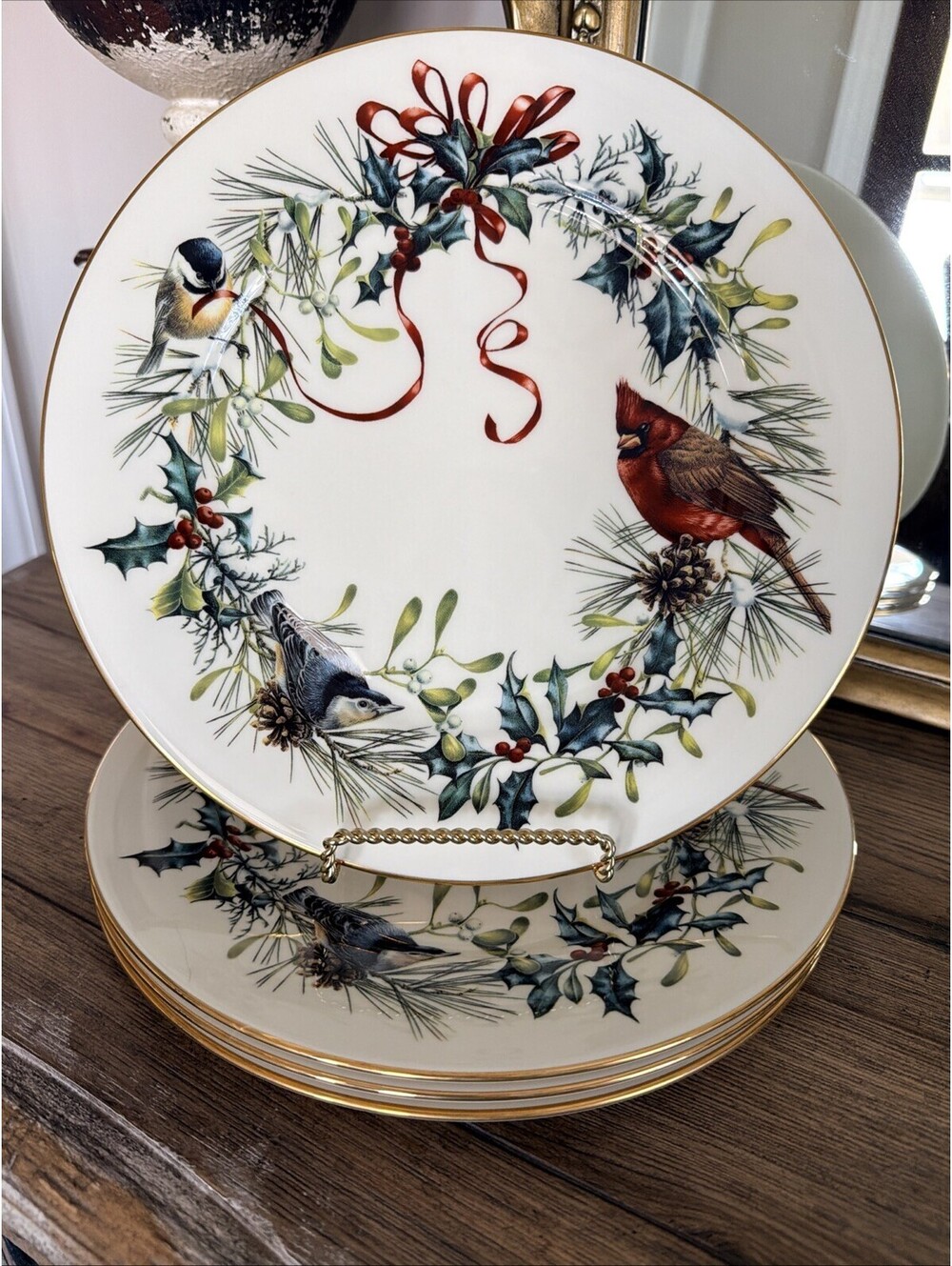 Lenox Winter Greetings Catherine McClung 4 Dinner Plates Cardinal Holly USA Mint